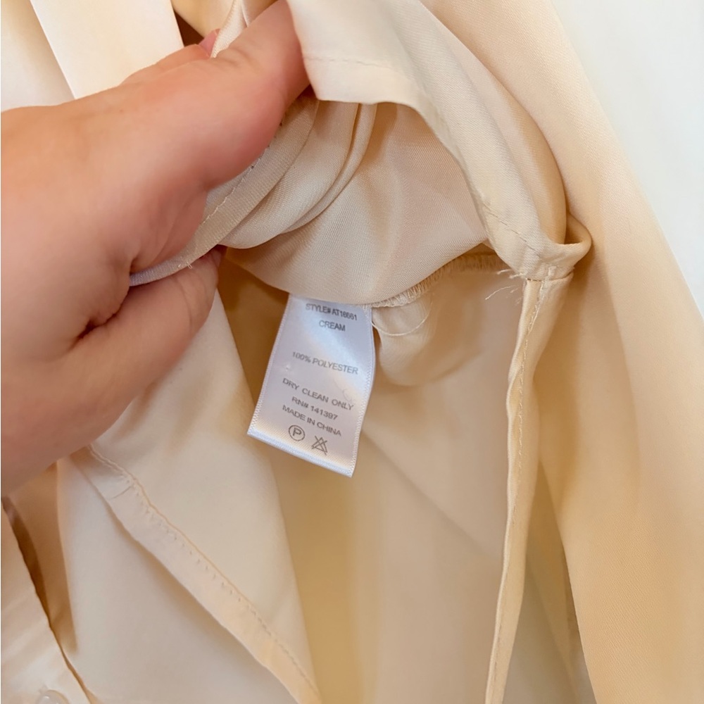 ASTR The Label Satin Button Up - Picture 4 of 5